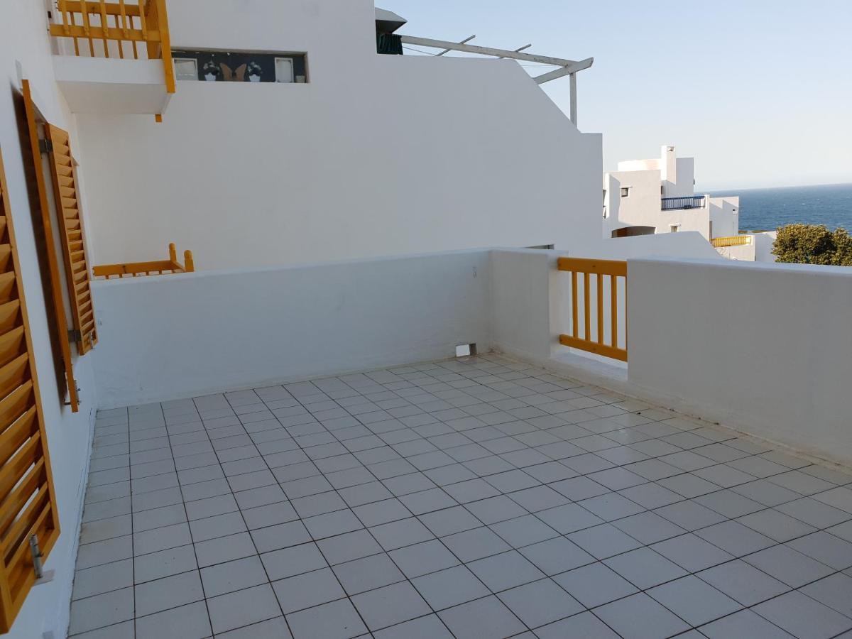Ballito 69 Perissa Santorini Sea View, Walk To Beach -Family Only ภายนอก รูปภาพ