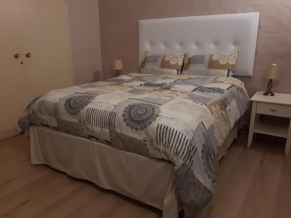 Ballito 69 Perissa Santorini Sea View, Walk To Beach -Family Only ภายนอก รูปภาพ