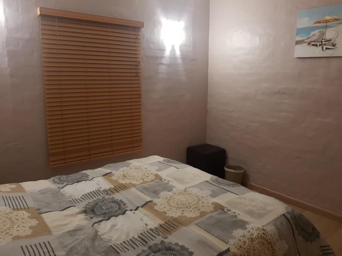 Ballito 69 Perissa Santorini Sea View, Walk To Beach -Family Only ภายนอก รูปภาพ
