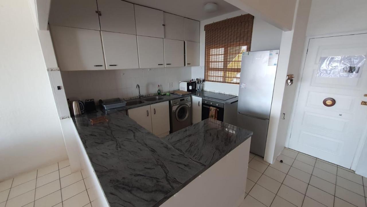 Ballito 69 Perissa Santorini Sea View, Walk To Beach -Family Only ภายนอก รูปภาพ